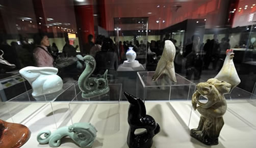 華西村博物館1比1復制故宮 館內(nèi)珍藏萬余件